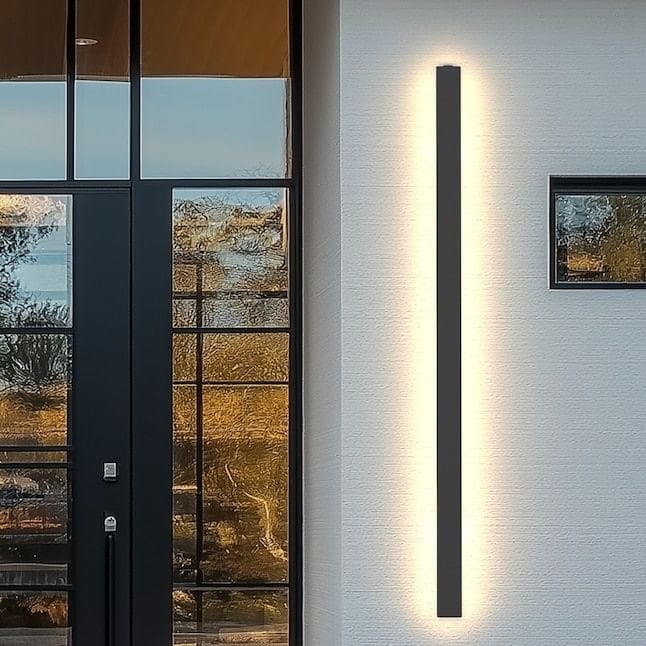 Doresshop Black Linear LED Wall Sconce – Used – Good