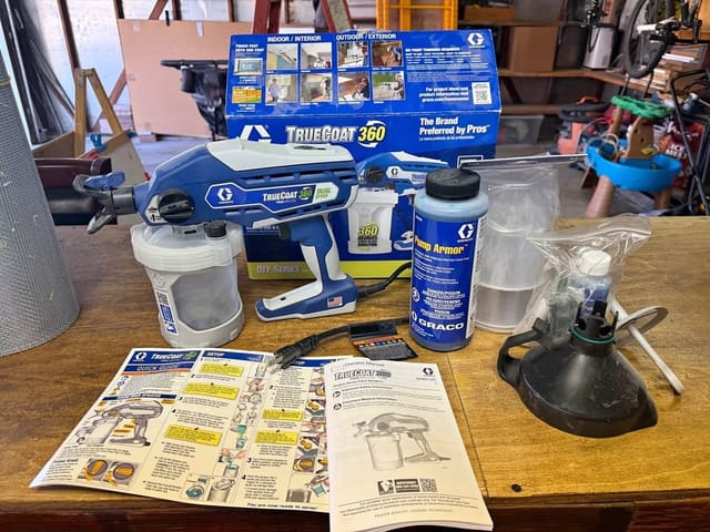 Graco 360 2000 PSI Plastic Handheld Paint Sprayer – Used – Good – photo 2