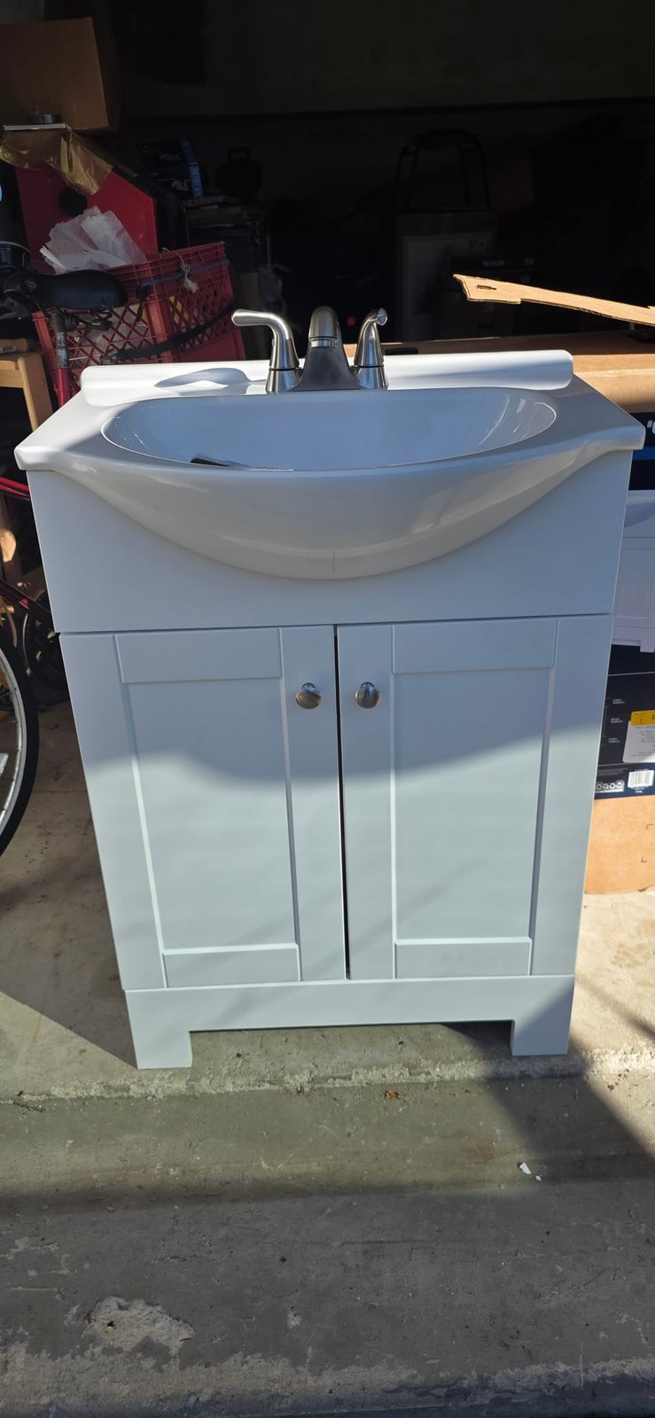 18" Bathroom Vanity with + Faucet NEW